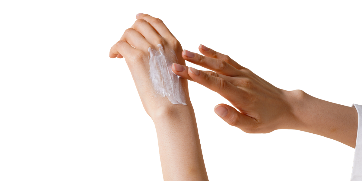 RSBE_SkinBarrier_Four-Pillars_Cream_Hands.png